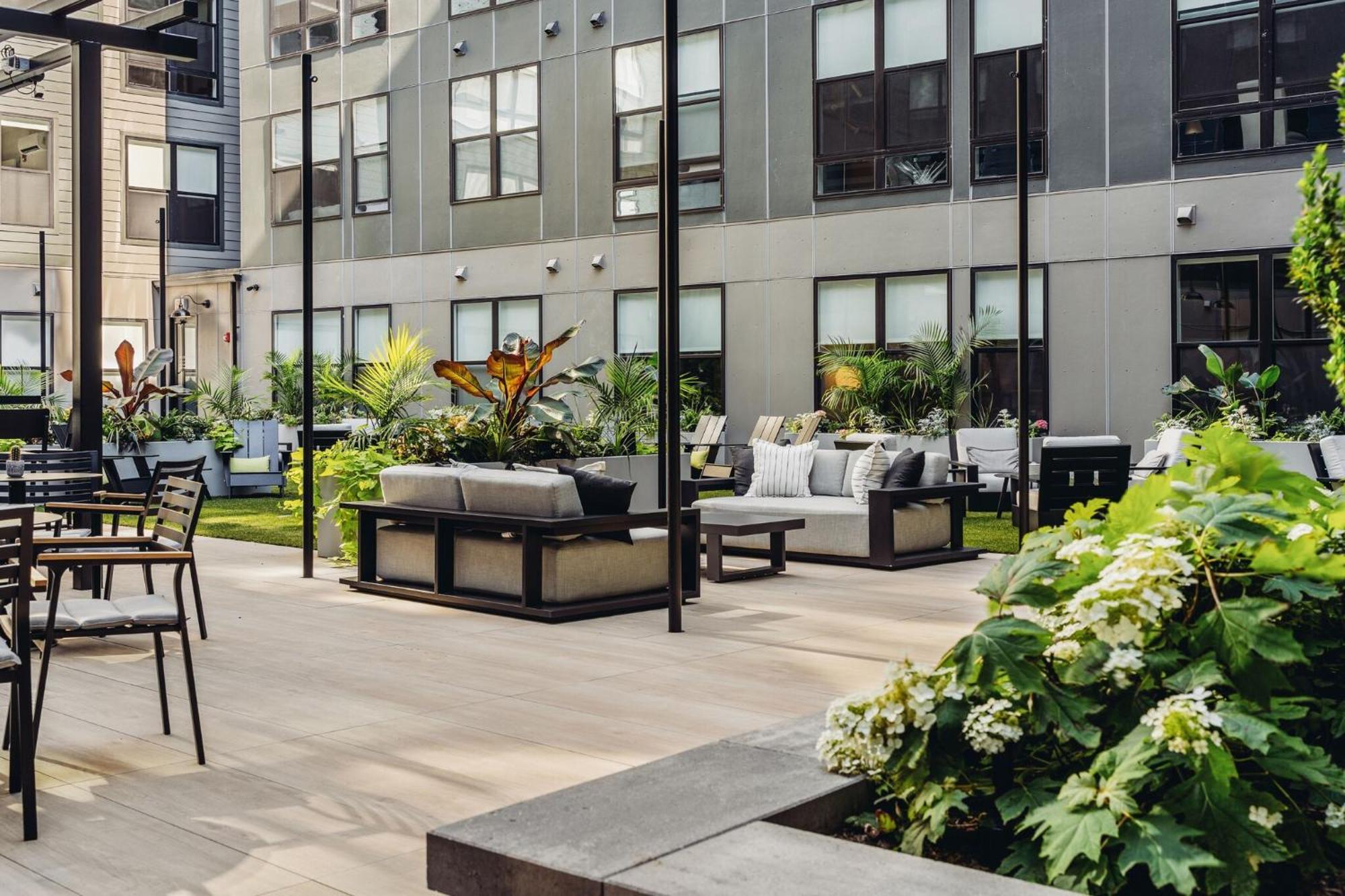 Luxury Apartments By Hyatus At The Asher Stamford Luaran gambar